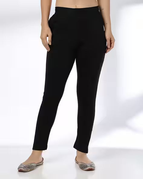 Women Mid-Rise Pants with Insert Pockets