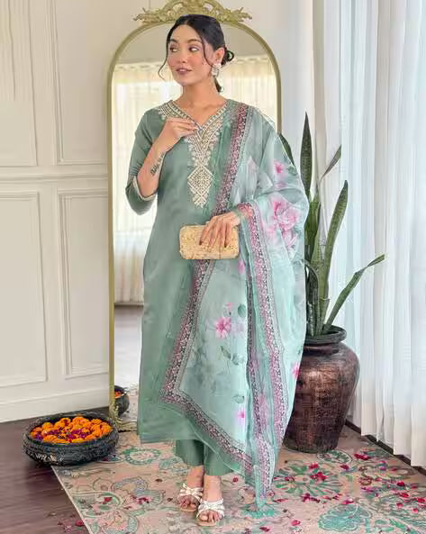 Women Embroidery Straight Kurta Set